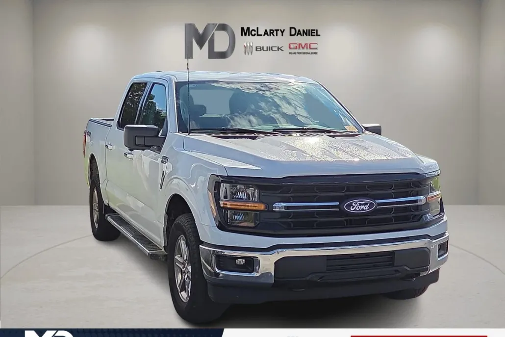 2024 Ford F-150 XLT photo 1