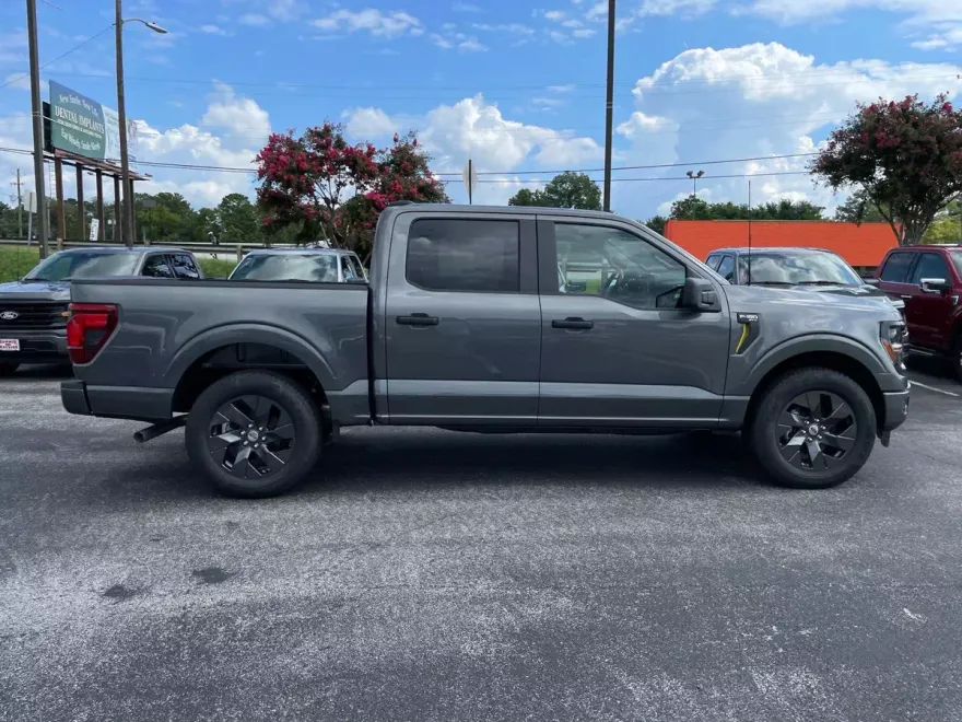 2025 Ford F-150 STX photo 1