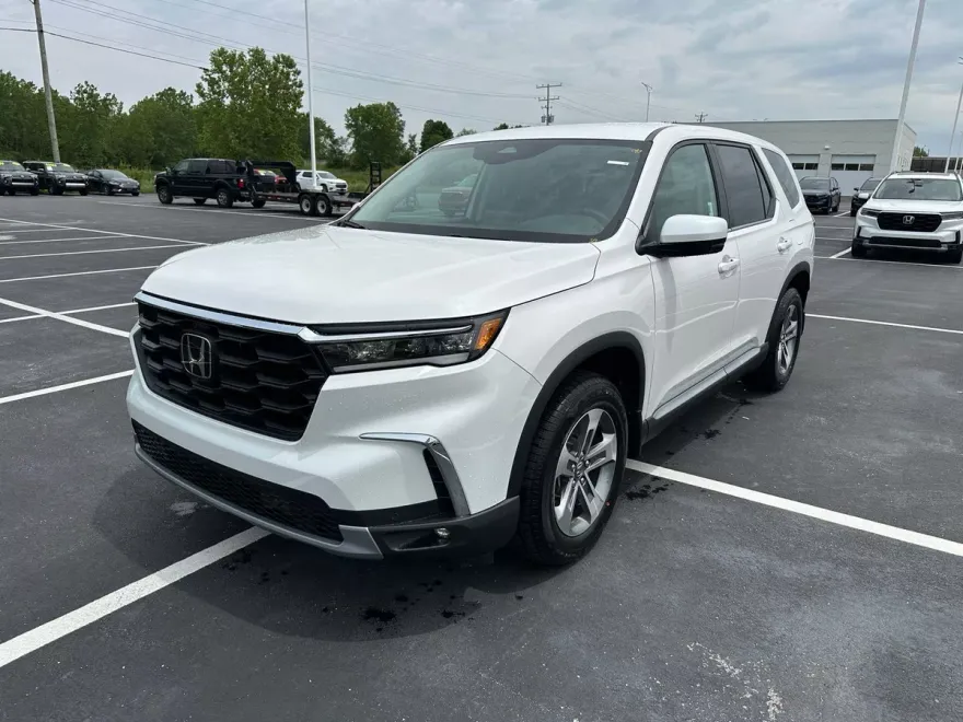 2025 Honda Pilot EX-L photo 1