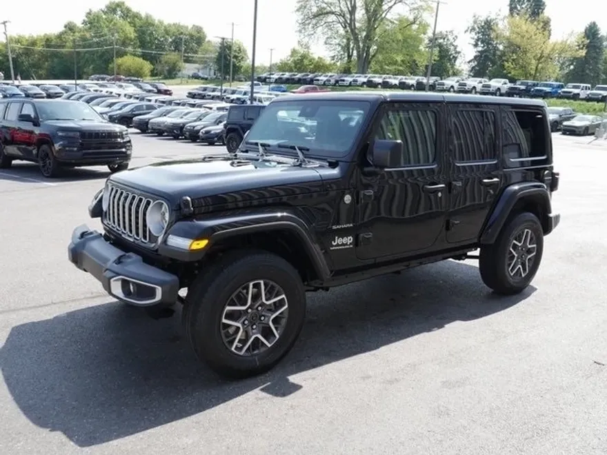 2024 Jeep Wrangler Sahara photo 1