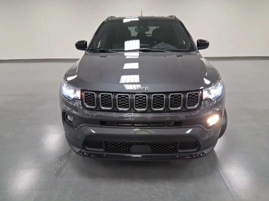 2024 Jeep Compass Latitude photo 1