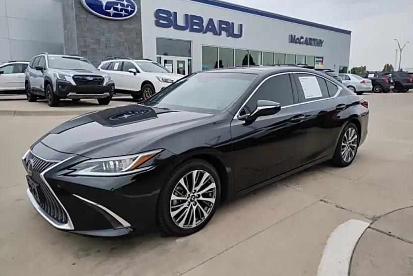 2019 Lexus ES 350 photo 1