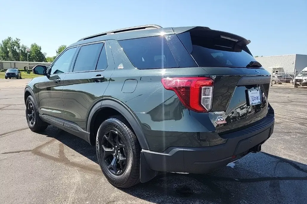 2024 Ford Explorer Timberline photo 1