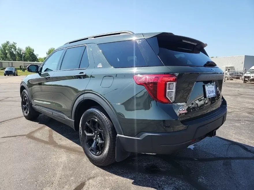 2024 Ford Explorer Timberline photo 1