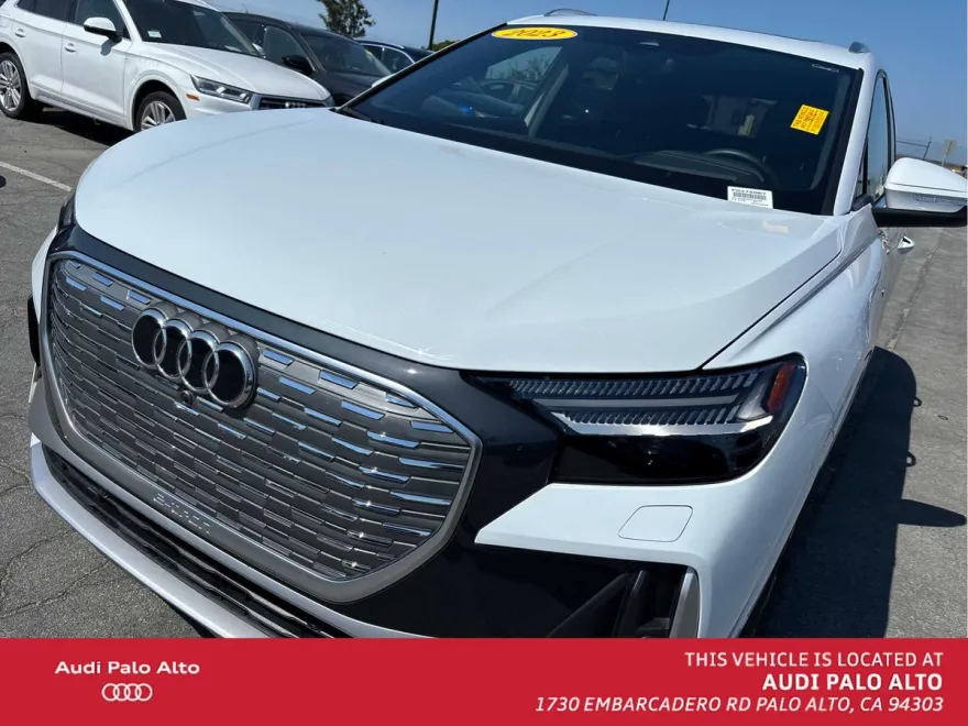 2023 Audi Q4 50 E-tron Prestige photo 1