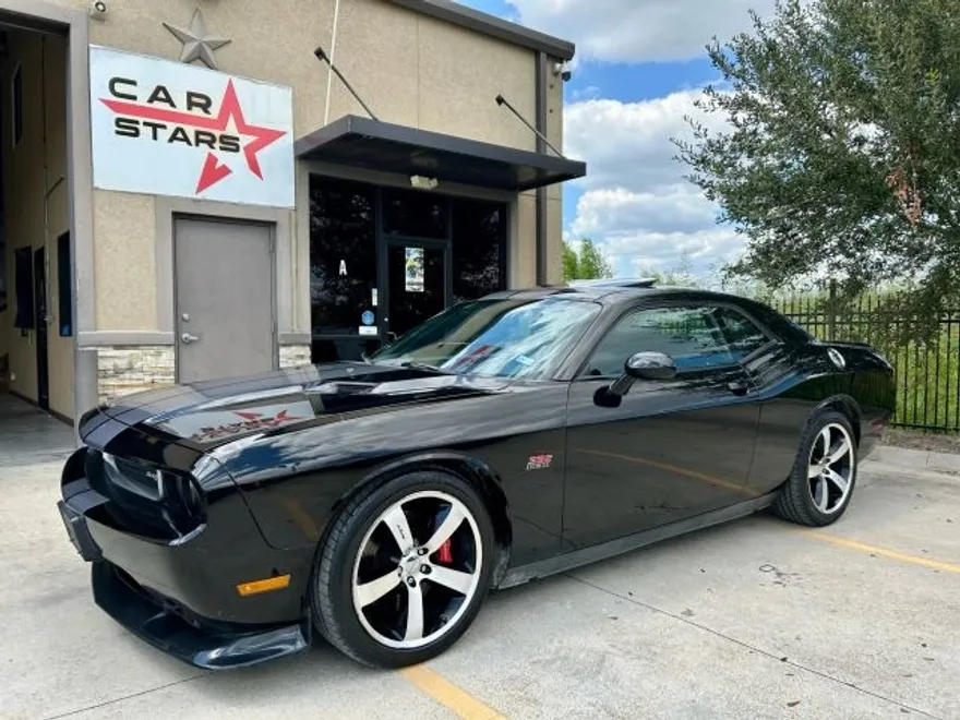 2012 Dodge Challenger SRT8 photo 1