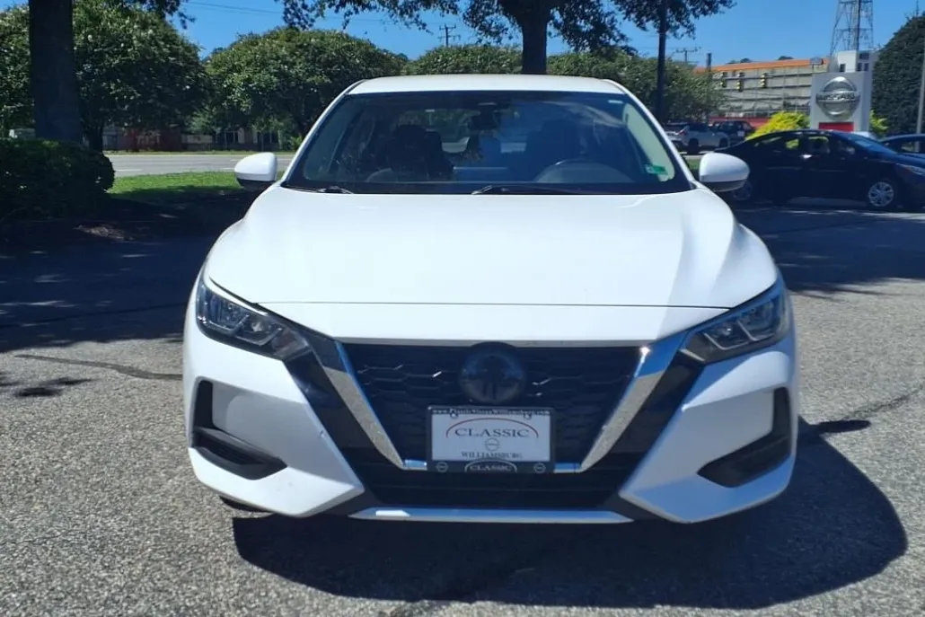 2022 Nissan Sentra SV photo 1