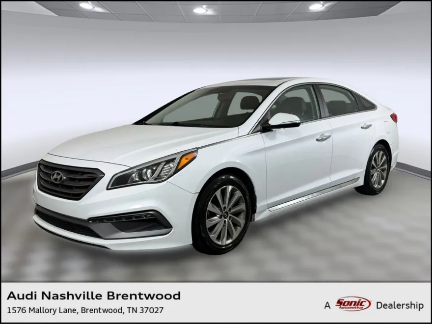 2017 Hyundai Sonata Sport photo 1