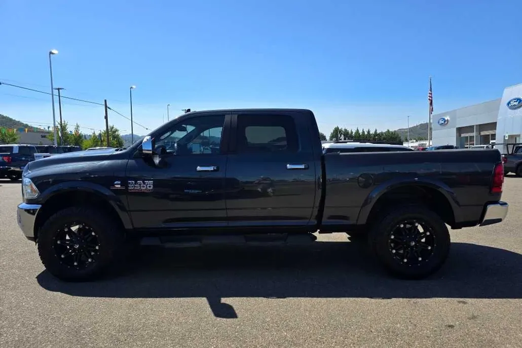 2016 Ram 3500 Laramie photo 1