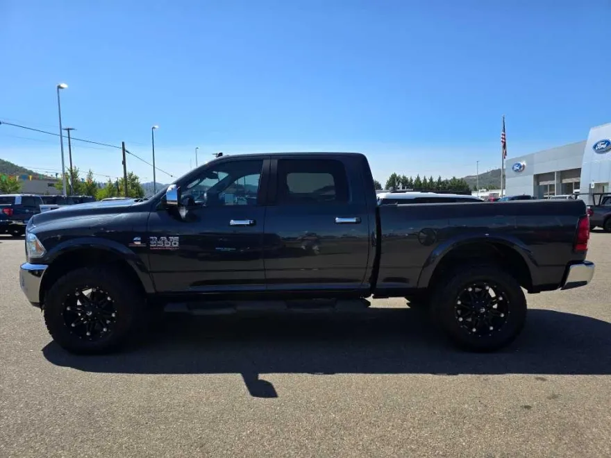 2016 Ram 3500 Laramie photo 1