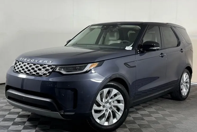 2025 Land Rover Discovery P300 S photo 1