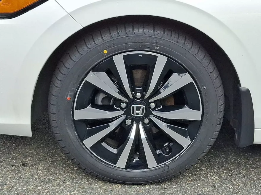 2022 Honda Civic Hatchback EX-L photo 6