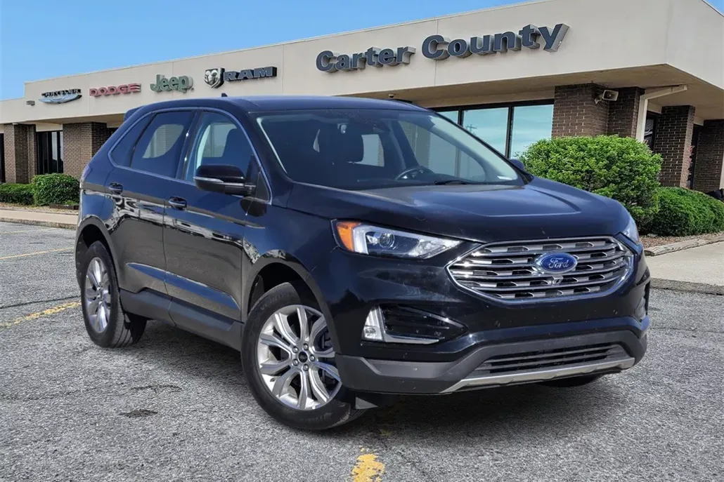 2024 Ford Edge Titanium photo 1