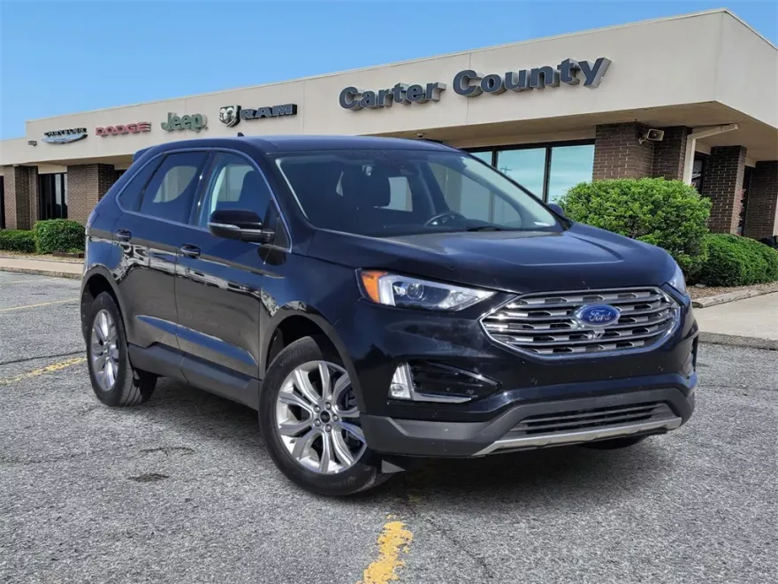 2024 Ford Edge Titanium photo 1