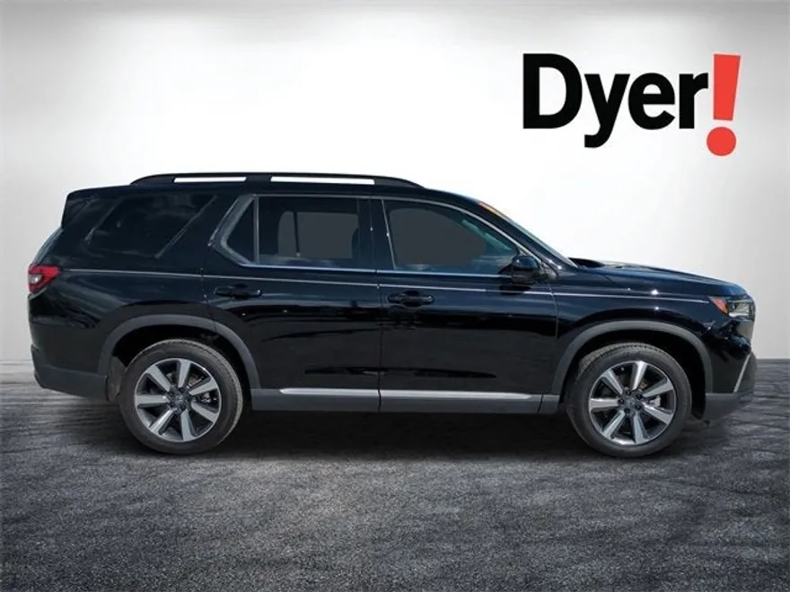 2024 Honda Pilot Touring photo 1
