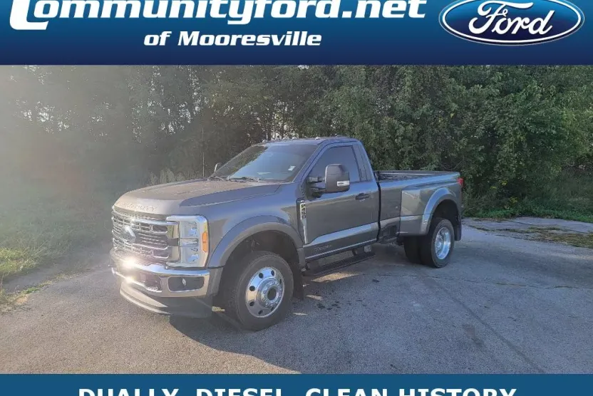 2023 Ford F-450 XLT photo 1