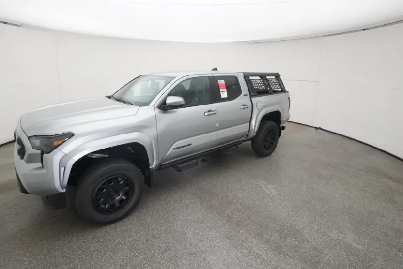 2025 Toyota Tacoma SR5 Double Cab photo 1