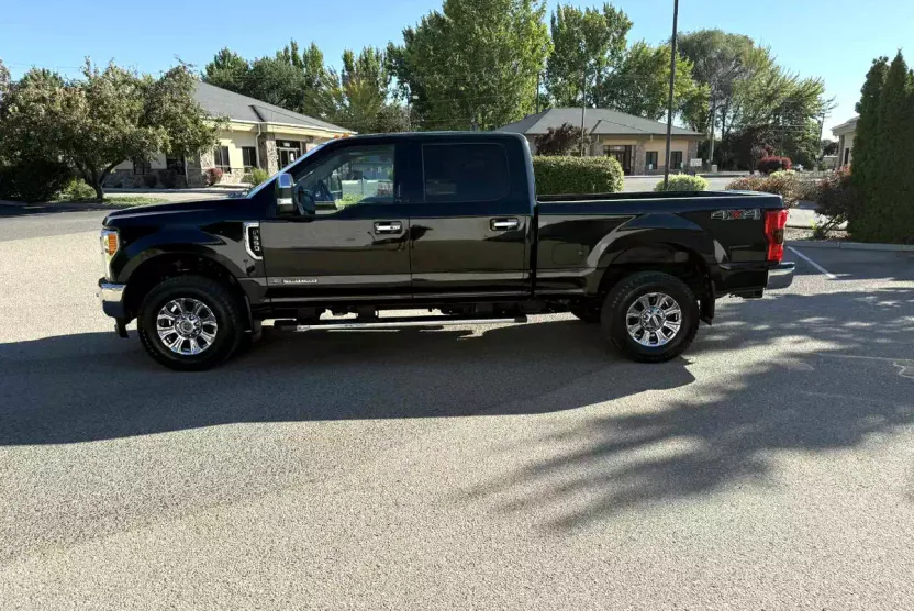 2018 Ford F-350 photo 1