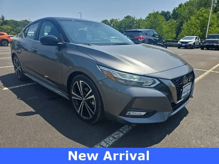 2023 Nissan Sentra SR photo 1