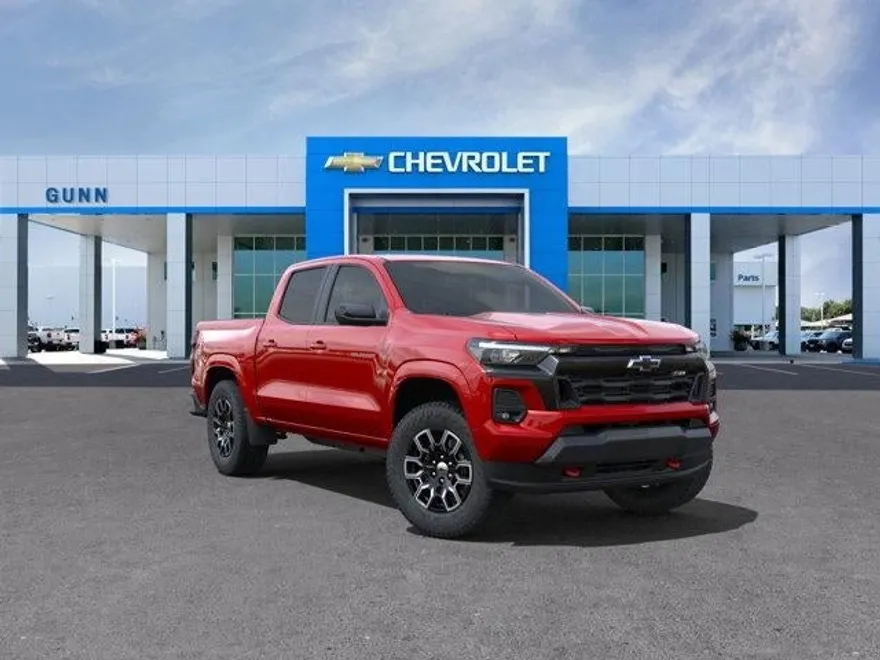 2025 Chevrolet Colorado Z71 photo 1