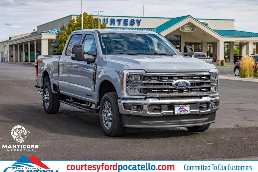 2026 Ford F-350 Lariat photo 1