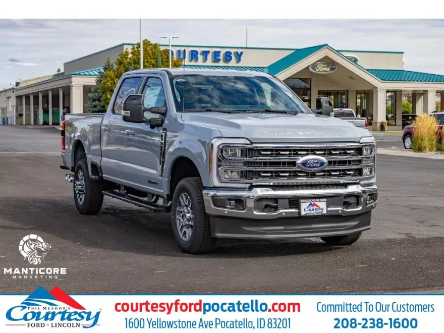 2026 Ford F-350 Lariat photo 1