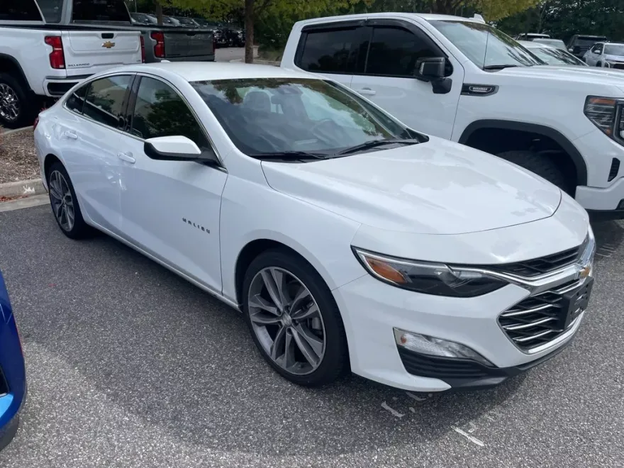 2023 Chevrolet Malibu 1LT photo 1