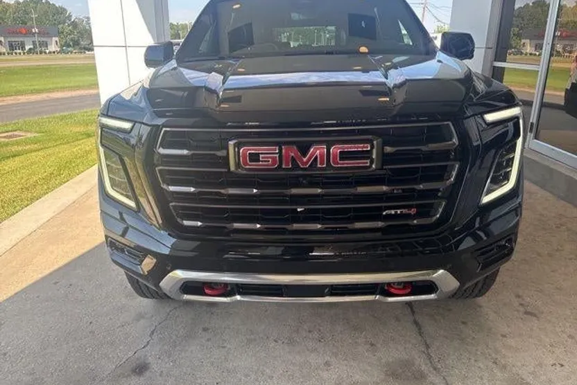 2026 Gmc Yukon XL AT4 Ultimate photo 1