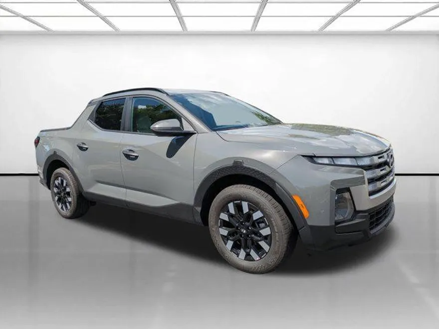 2025 Hyundai Santa Cruz SEL photo 1