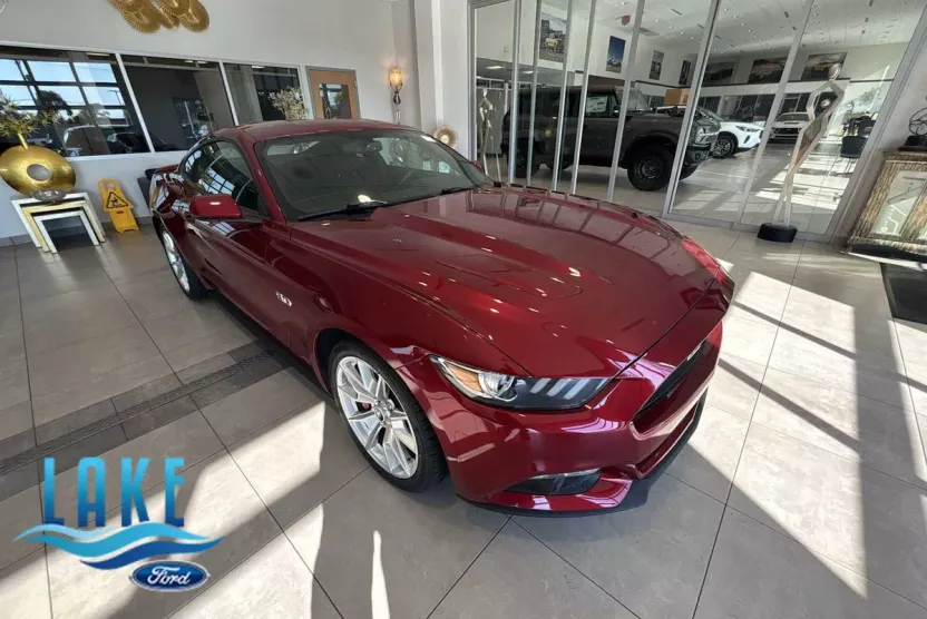 2015 Ford Mustang GT Premium photo 1