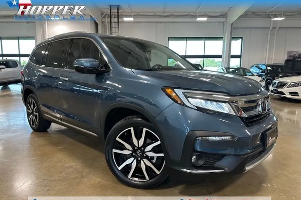 2021 Honda Pilot Touring photo 1