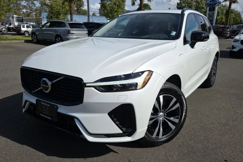 2024 Volvo XC60 Recharge Hybrid photo 1