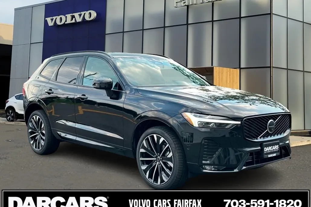 2026 Volvo XC60 B5 photo 1