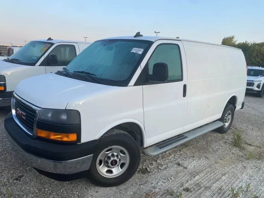 2023 Gmc Savana Cargo 2500 photo 1
