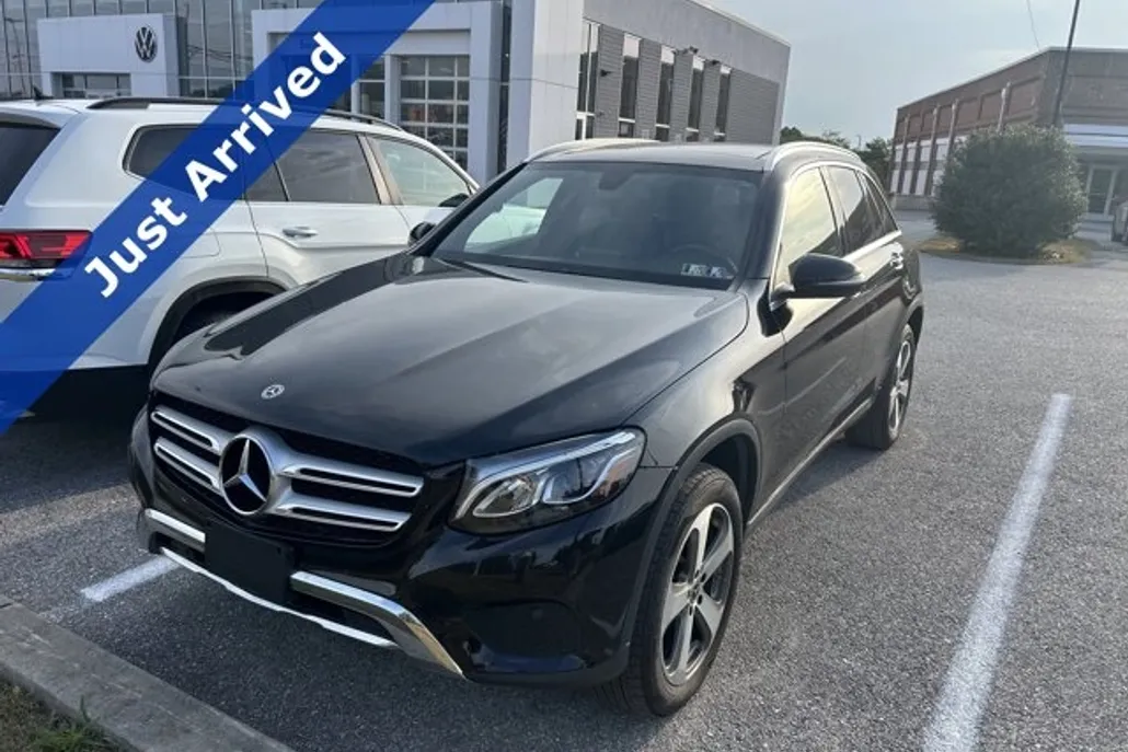 2019 Mercedes Benz GLC 300 4MATIC photo 1