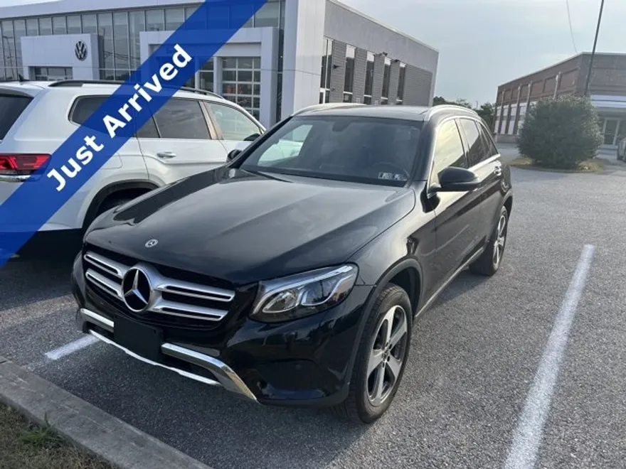 2019 Mercedes Benz GLC 300 4MATIC photo 1