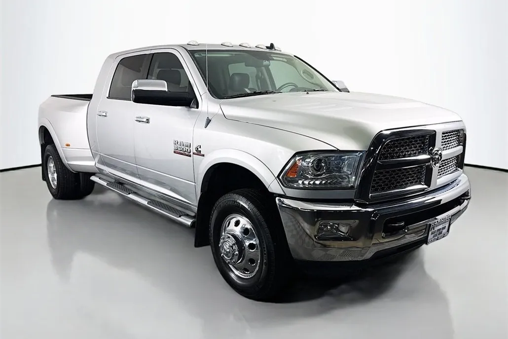 2013 Ram 3500 Laramie photo 1