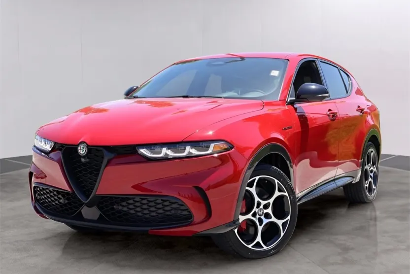 2024 Alfa Romeo Tonale Veloce photo 1