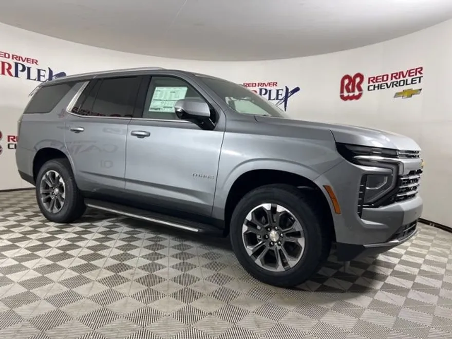 2025 Chevrolet Tahoe LT photo 1