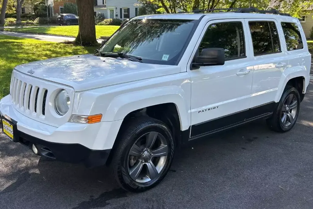 2015 Jeep Patriot Latitude photo 1
