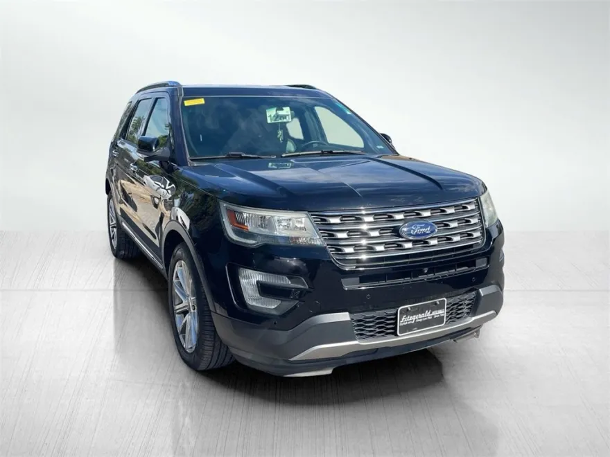 2016 Ford Explorer Limited photo 1
