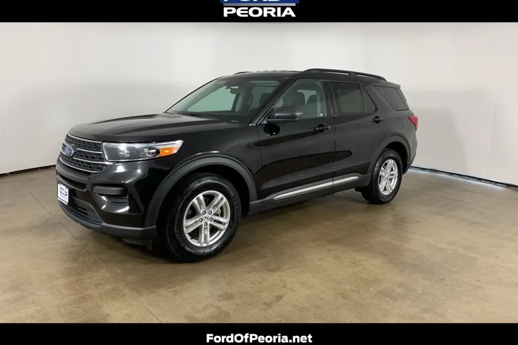 2022 Ford Explorer XLT photo 1