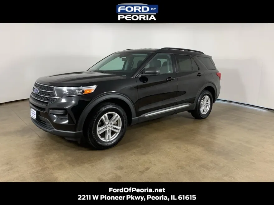 2022 Ford Explorer XLT photo 1