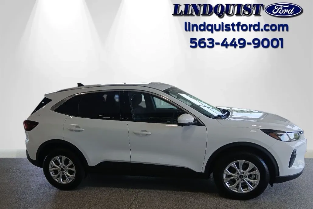 2023 Ford Escape Active photo 1