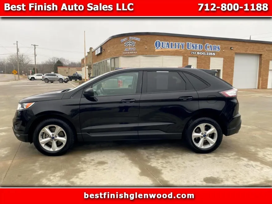 2017 Ford Edge SE photo 1