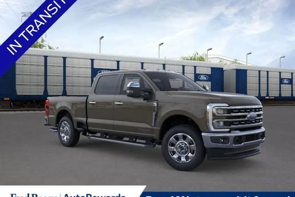 2026 Ford F-250 Lariat photo 1