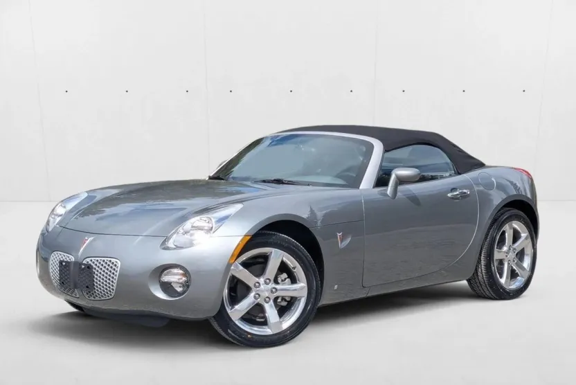 2007 Pontiac Solstice Base Convertible photo 1