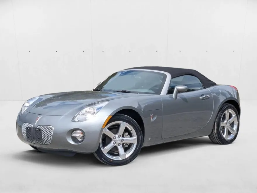 2007 Pontiac Solstice Base Convertible photo 1