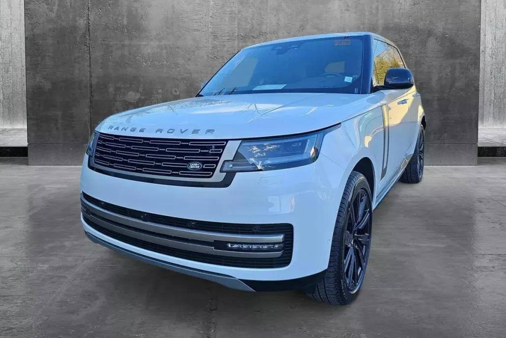 2025 Land Rover Range Rover SE photo 1