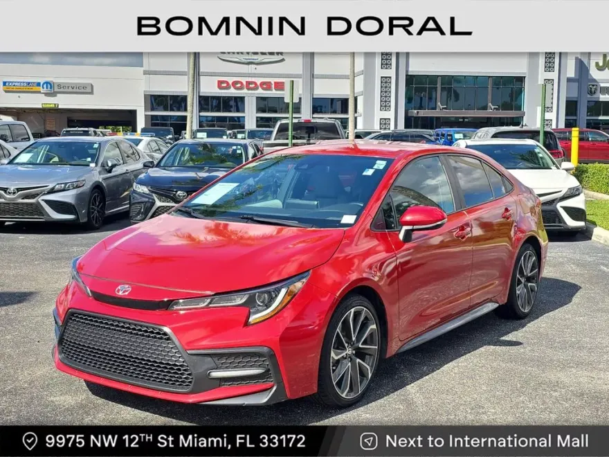 2021 Toyota Corolla SE photo 1